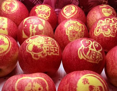“九游娱乐”原创穆帅太有魅力了!这巨星或因他加盟热刺,一个电话就搞定了?(图3) 九游网页版